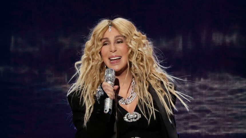 Cher (Foto Dia Dipasupil/Getty Images)