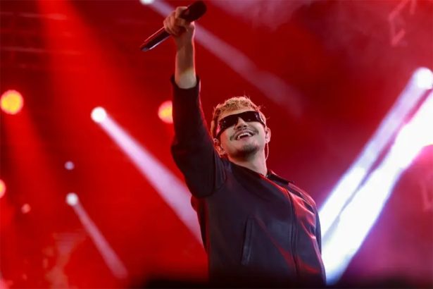 Jão anunciará álbum novo no intervalo de "Quem Ama Cuida" na Globo