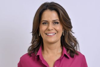 Adriana Araújo
